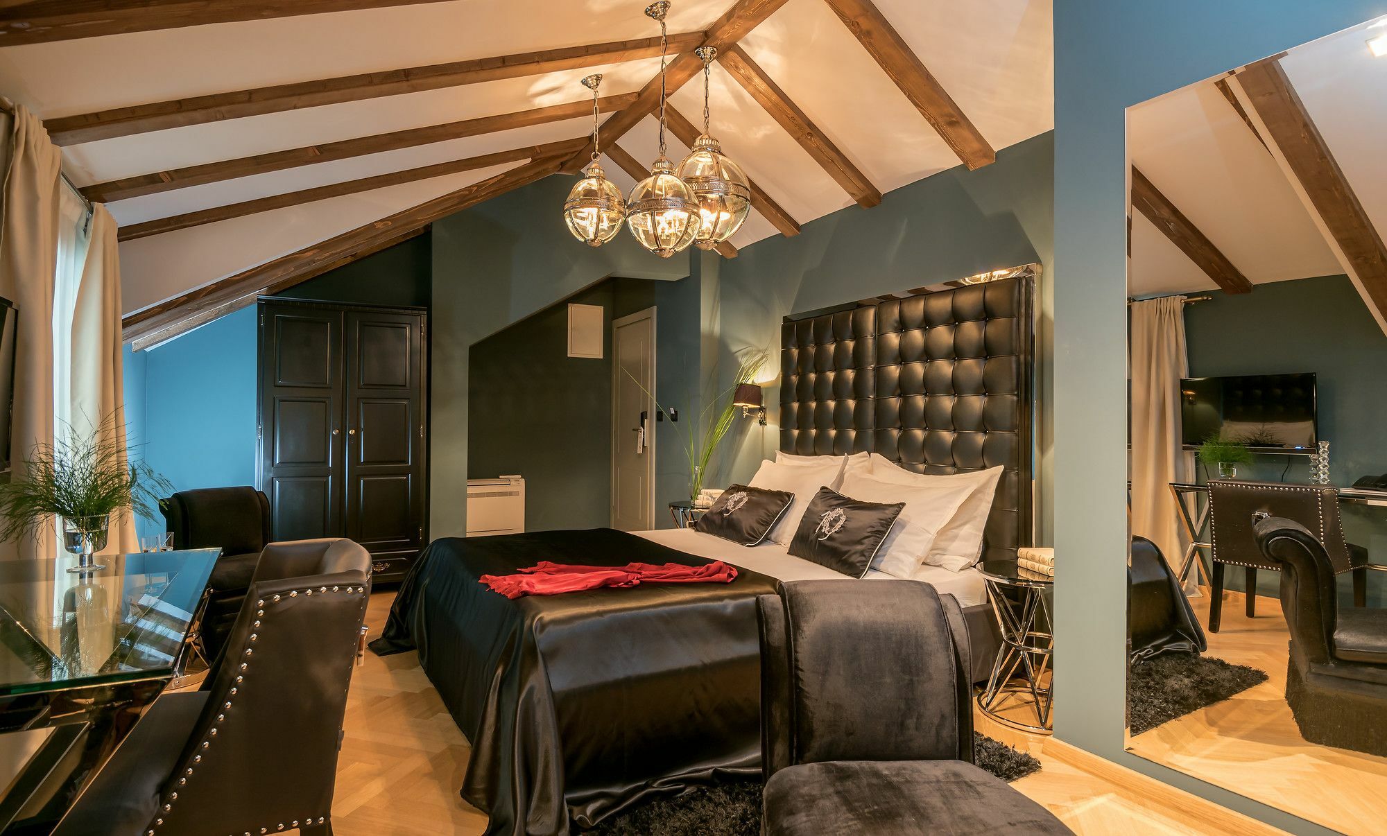 Hotel Heritage 19